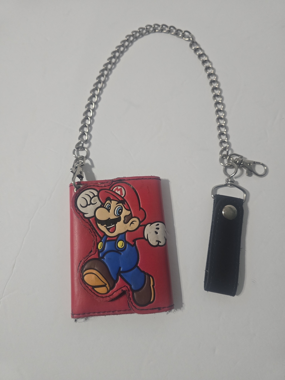 Super Mario Bros. Bifold Wallet with Chain 2012